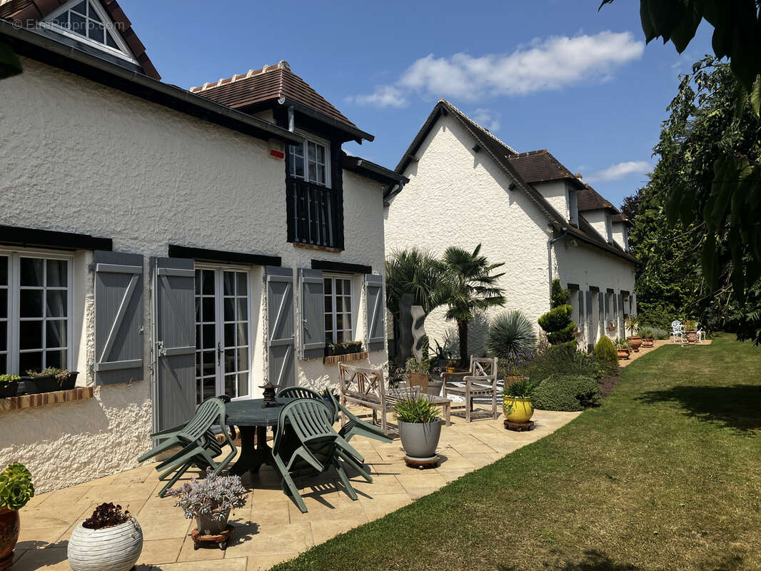 Maison à EZY-SUR-EURE