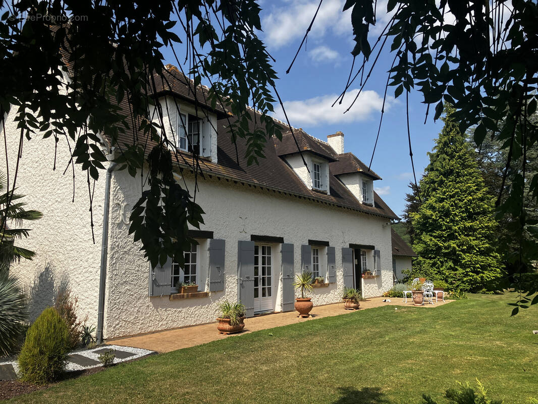 Maison à EZY-SUR-EURE
