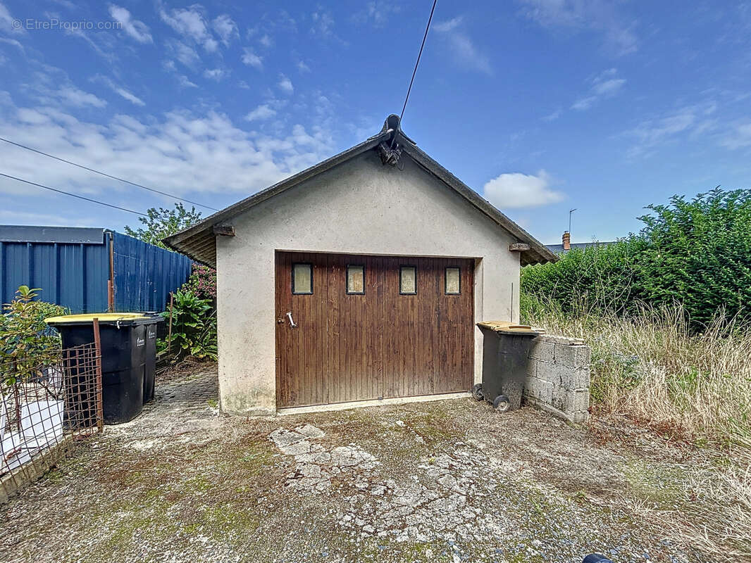 Maison à DEUX-JUMEAUX