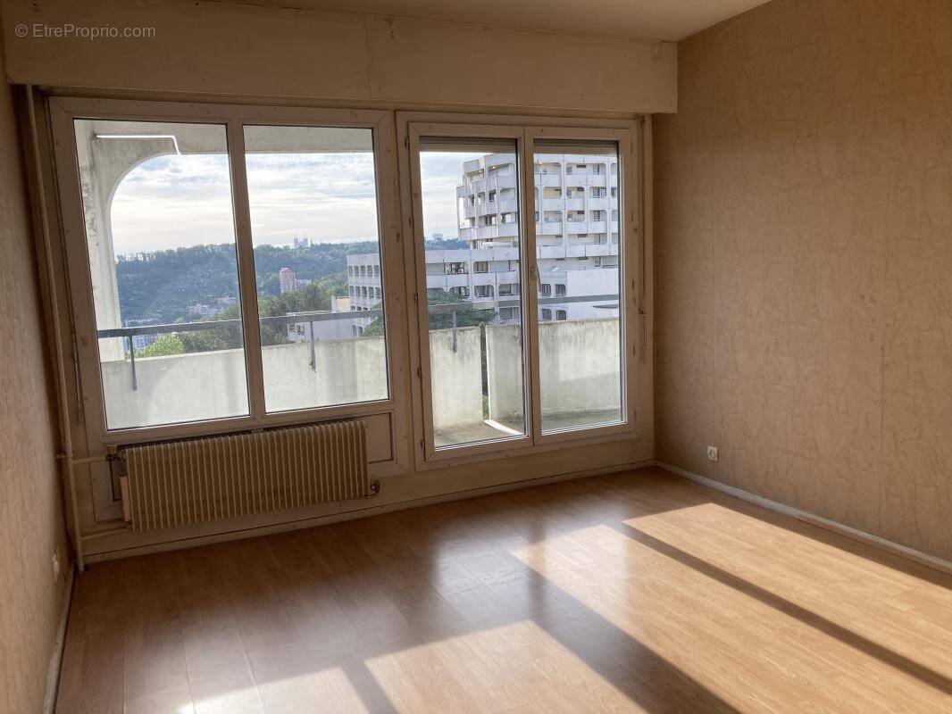 Appartement à LYON-9E