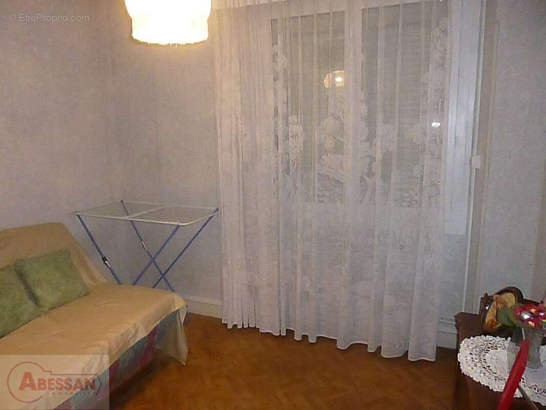 Maison à SAINT-JUERY