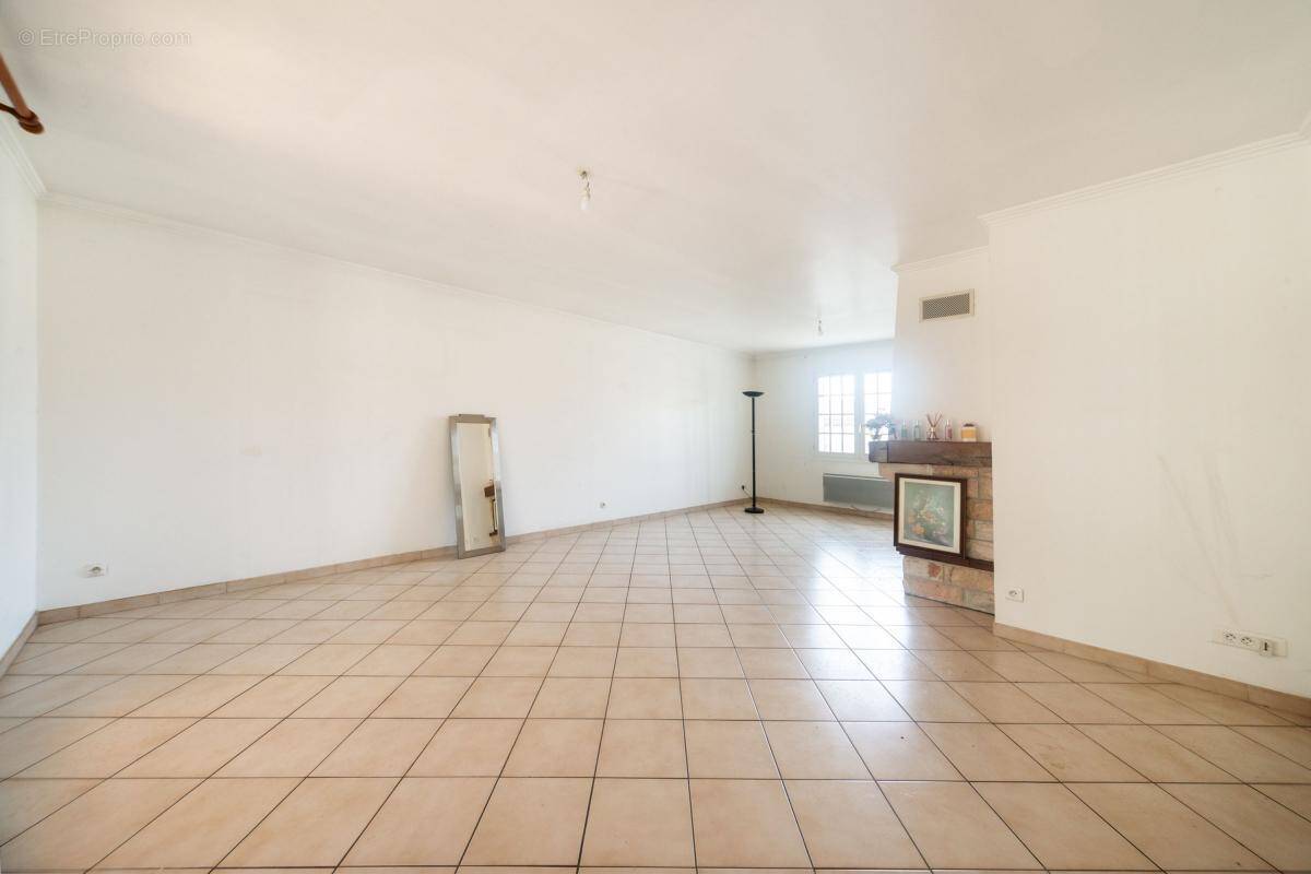 Maison à SAINT-DIDIER-SUR-CHALARONNE