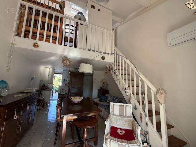 Maison à VALRAS-PLAGE