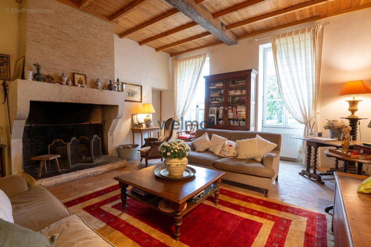 Maison à BELIN-BELIET