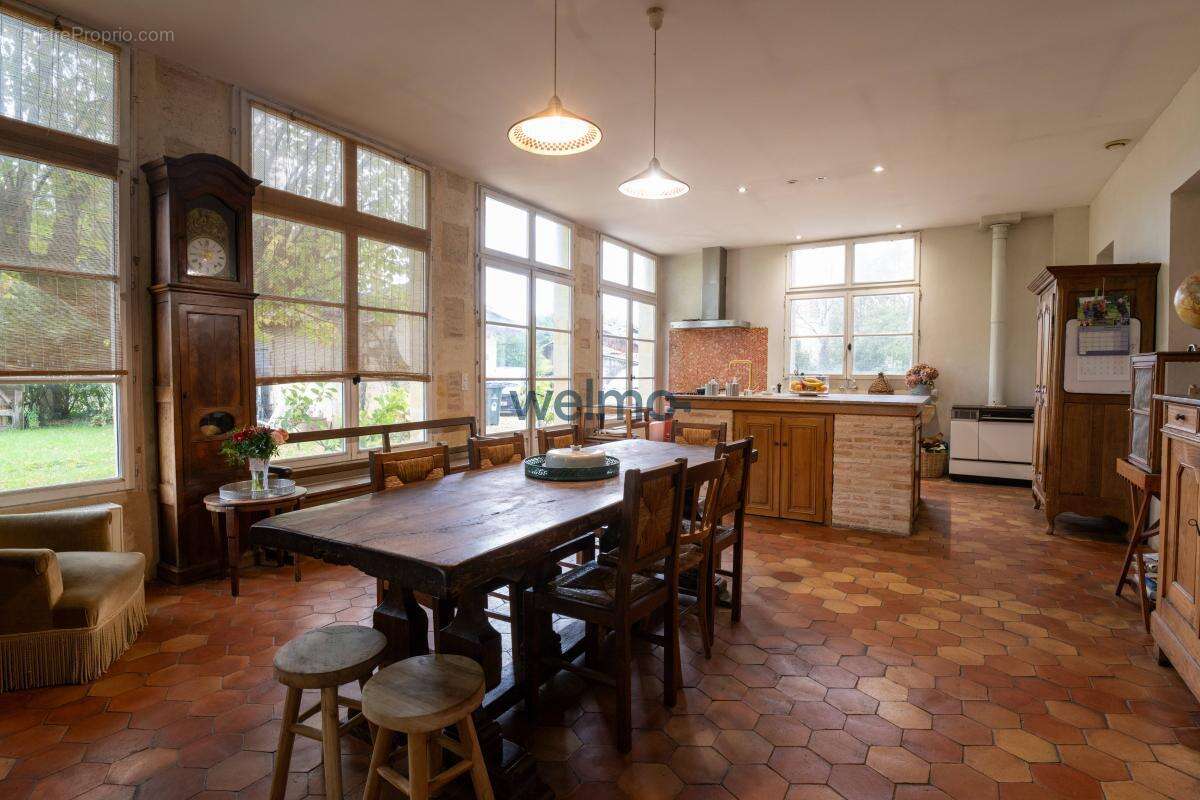 Maison à BELIN-BELIET