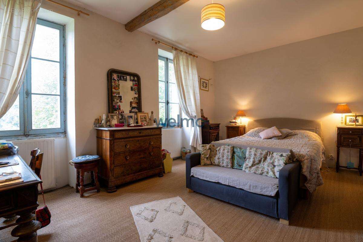 Maison à BELIN-BELIET