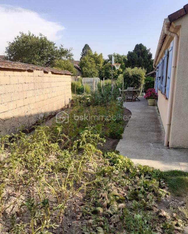 Maison à MAROLLES-SUR-SEINE
