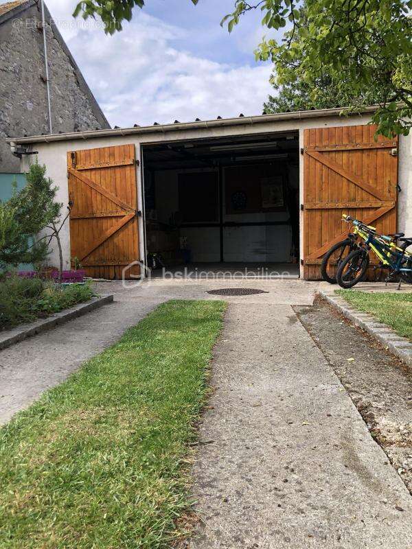 Maison à MAROLLES-SUR-SEINE
