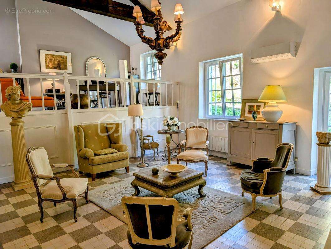 Maison à LE MAS-D&#039;AGENAIS