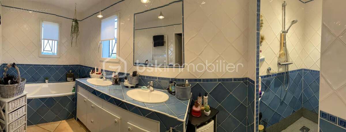 Maison à CASTELGINEST