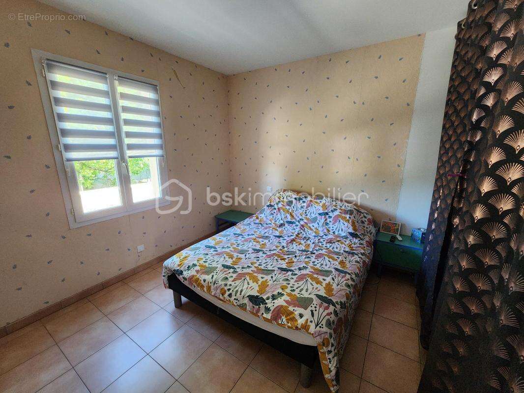 Maison à AZAY-LE-BRULE