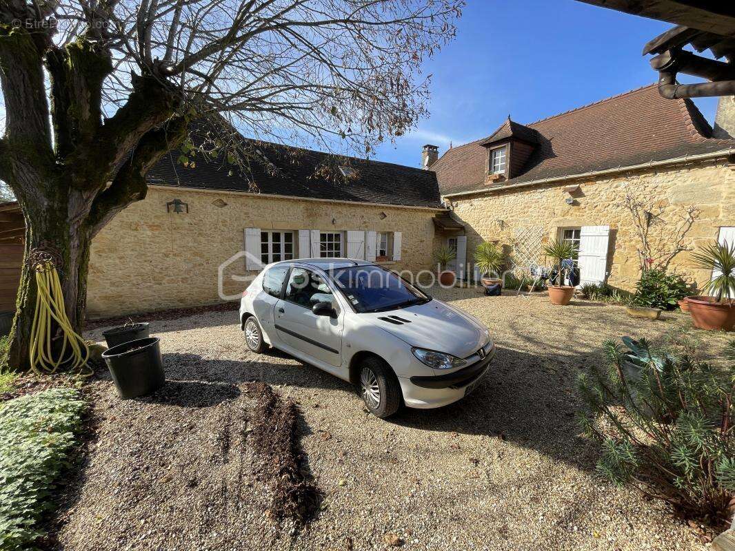 Maison à BADEFOLS-SUR-DORDOGNE