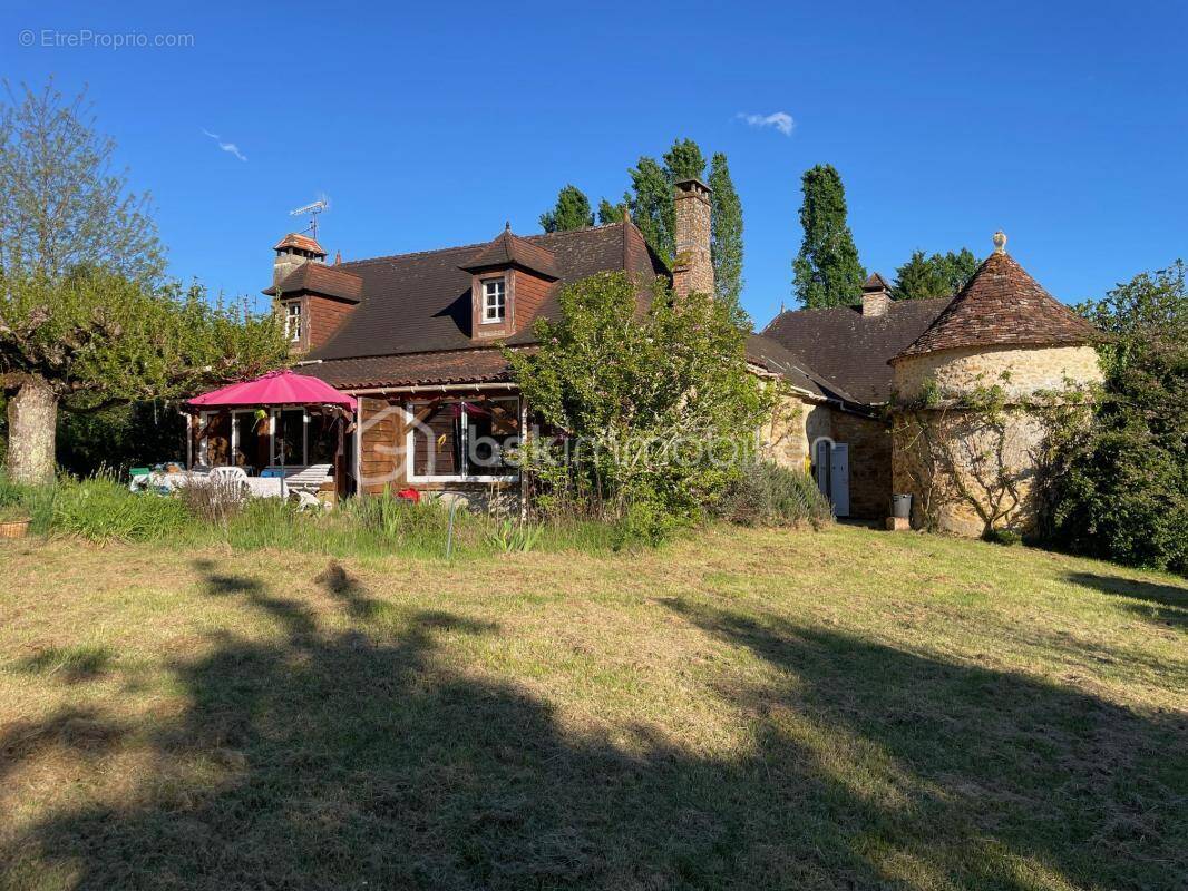 Maison à BADEFOLS-SUR-DORDOGNE