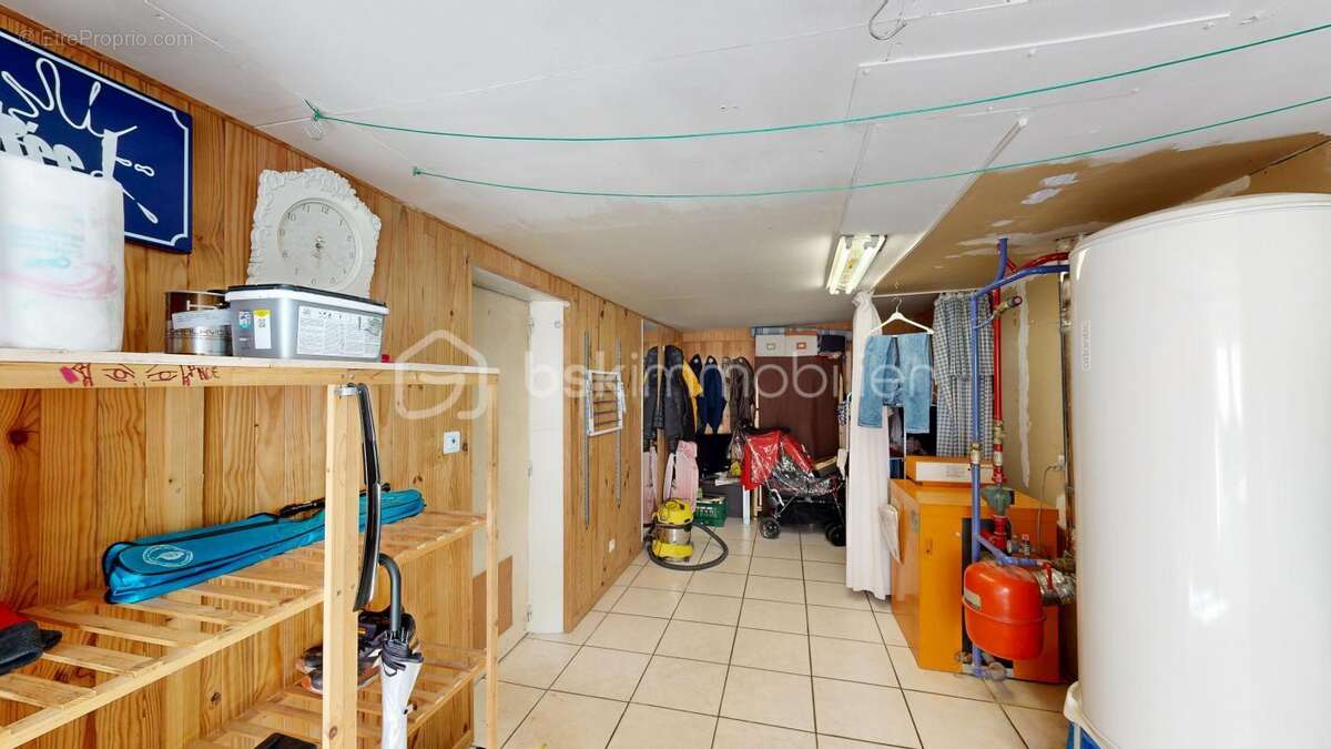 Maison à COMPREIGNAC