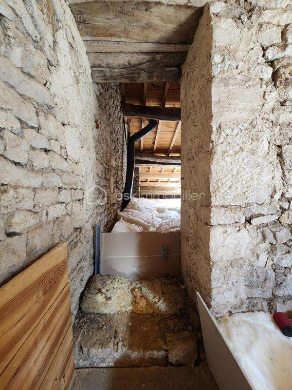 Maison à SAINT-POMPAIN