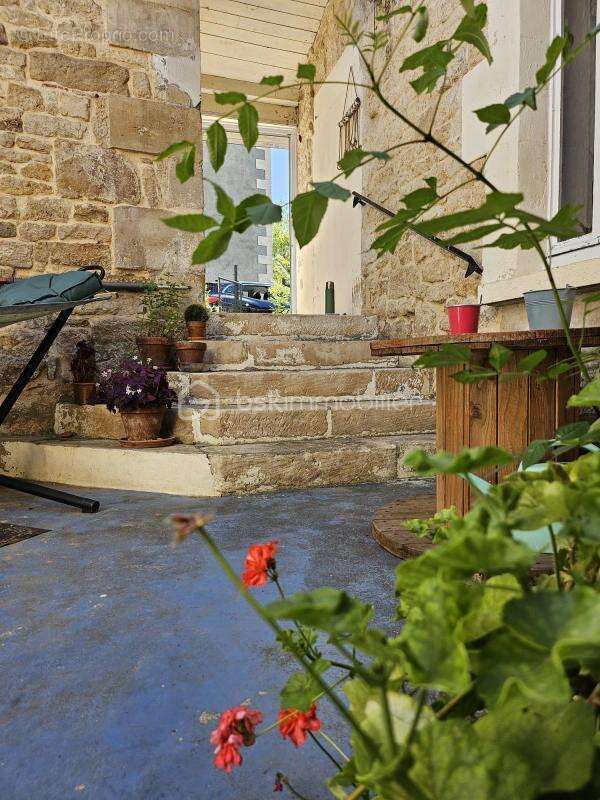 Maison à SAINT-POMPAIN