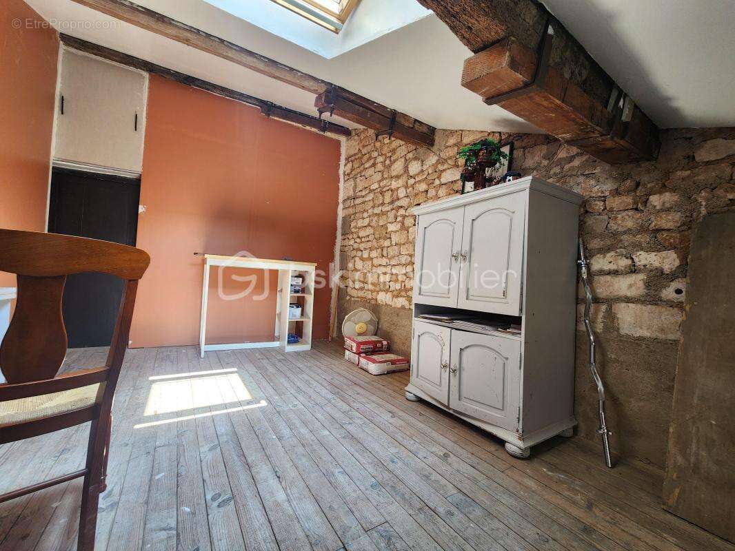 Maison à SAINT-POMPAIN