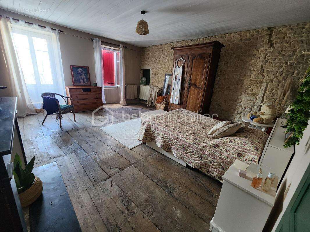 Maison à SAINT-POMPAIN