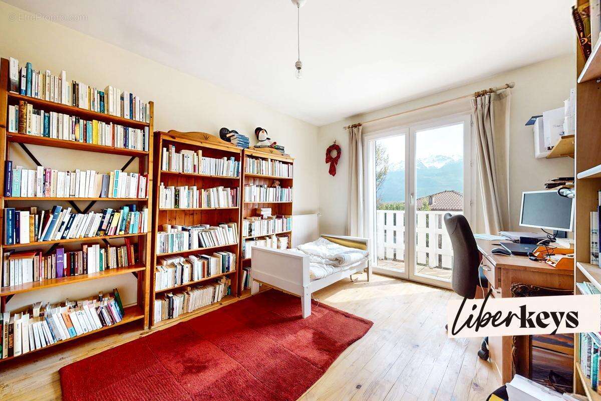 Maison à MONTBONNOT-SAINT-MARTIN