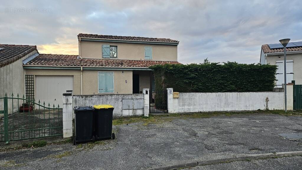 Maison à BON-ENCONTRE