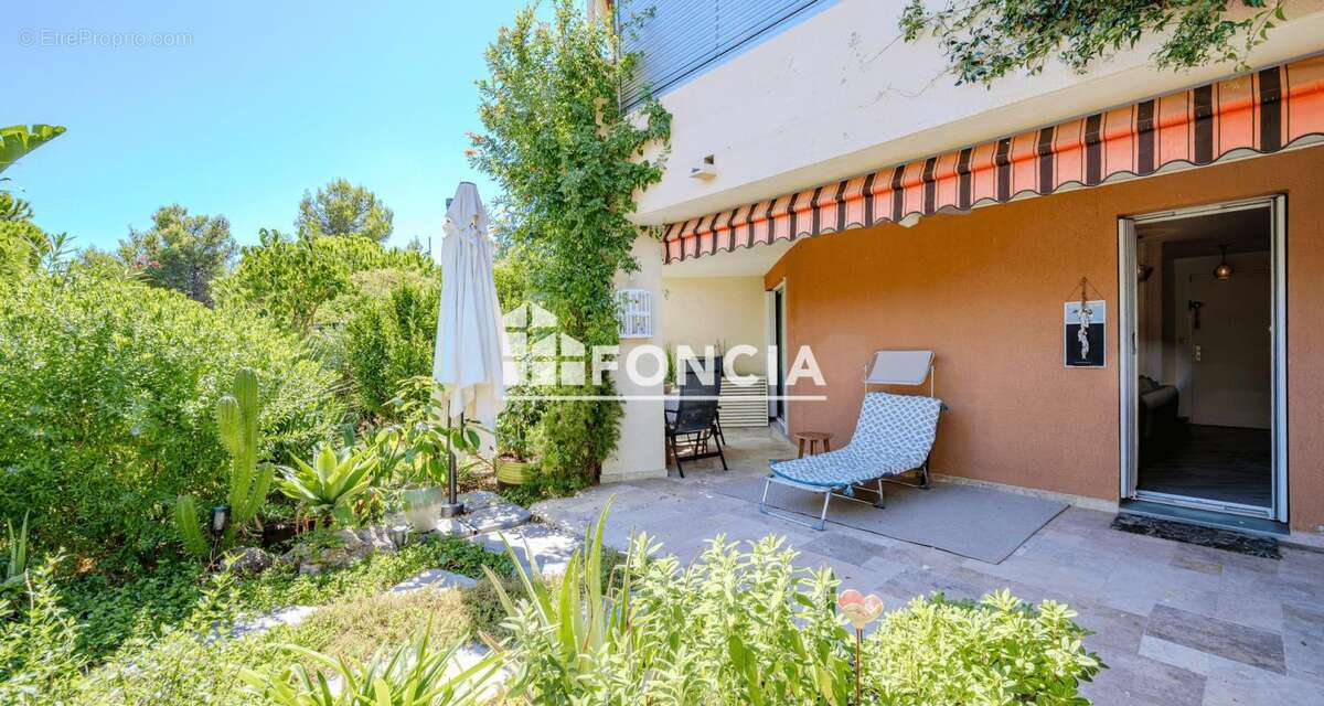 Appartement à CARQUEIRANNE