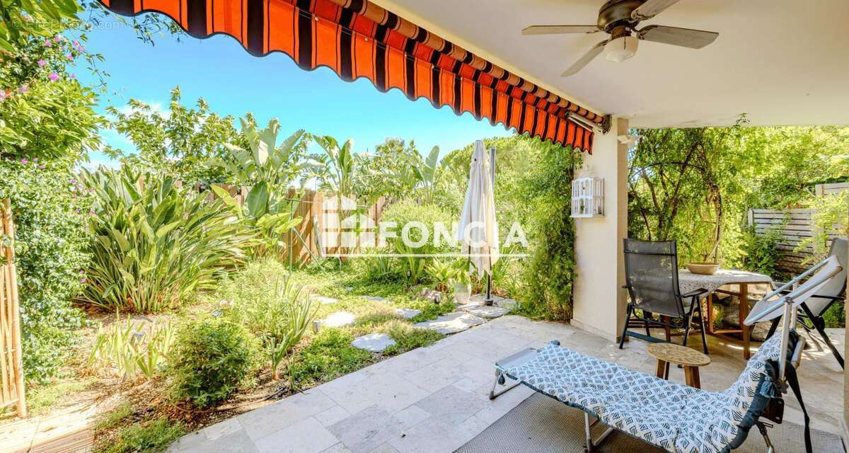 Appartement à CARQUEIRANNE