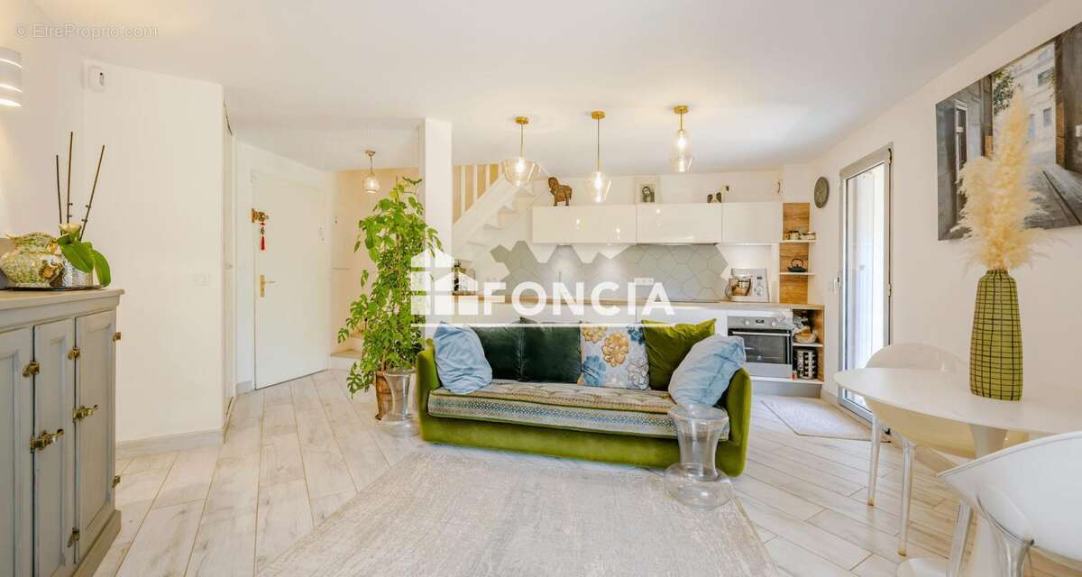 Appartement à CARQUEIRANNE