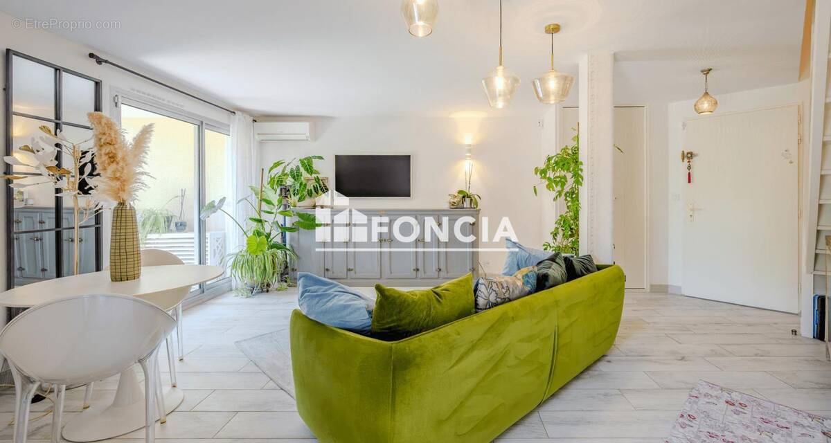 Appartement à CARQUEIRANNE