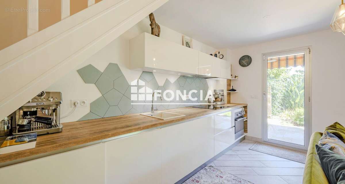 Appartement à CARQUEIRANNE