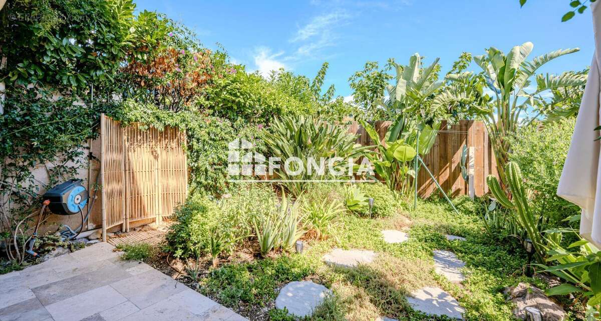 Maison à CARQUEIRANNE