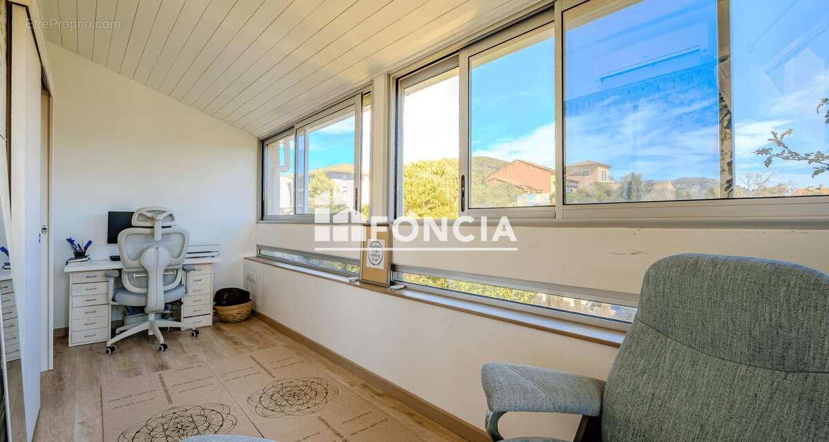 Maison à CARQUEIRANNE