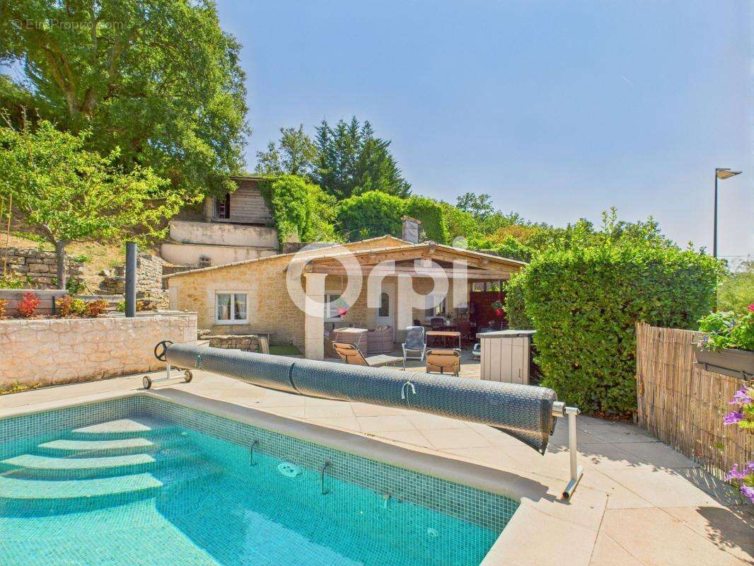 Maison à LES ADRETS-DE-L&#039;ESTEREL