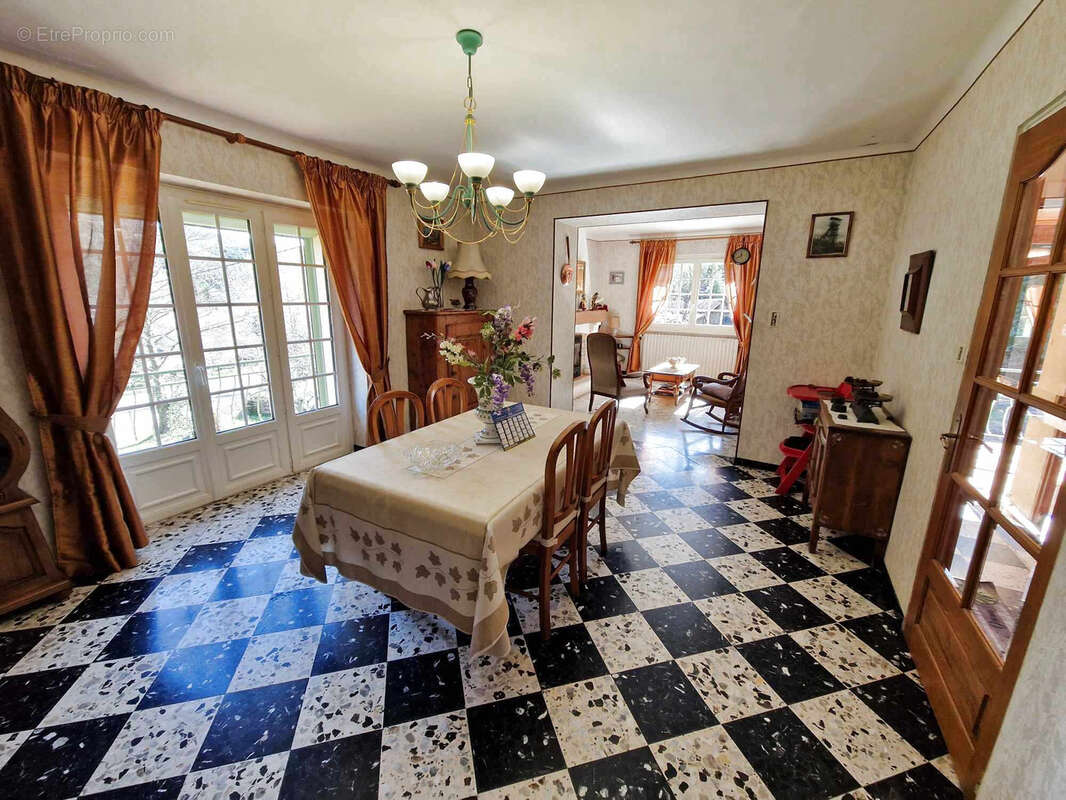 Maison à SAINT-FLORENT-SUR-AUZONNET