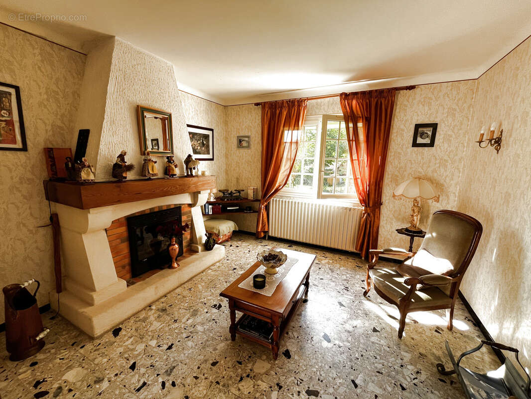 Maison à SAINT-FLORENT-SUR-AUZONNET