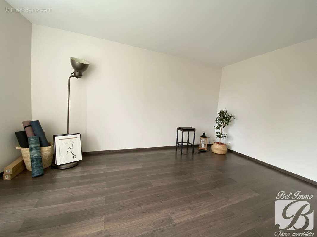 Maison à BRESSOLLES