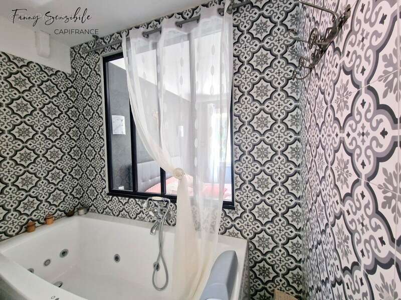 Maison à SEILLONS-SOURCE-D&#039;ARGENS