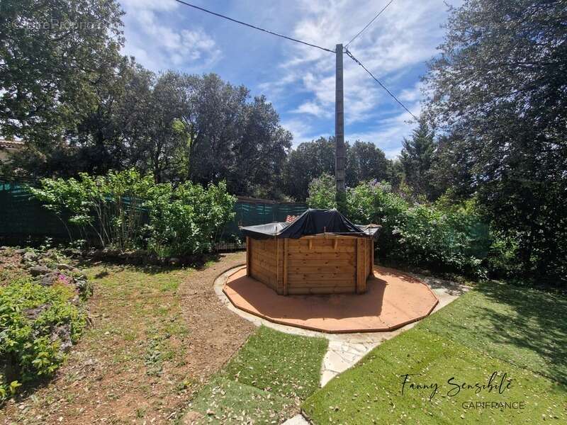 Maison à SEILLONS-SOURCE-D&#039;ARGENS