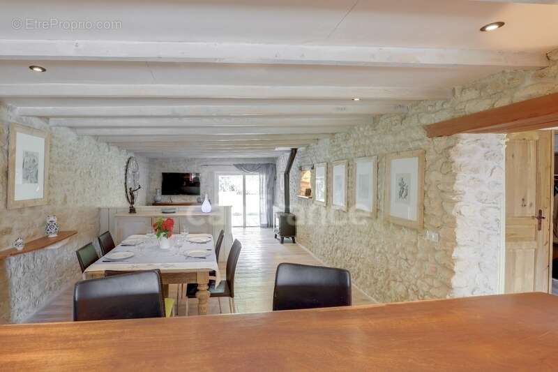 Maison à SAINT-SULPICE-DE-ROYAN