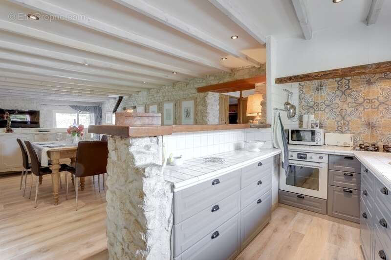 Maison à SAINT-SULPICE-DE-ROYAN