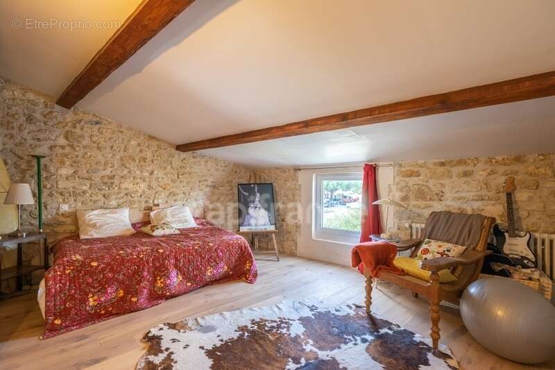 Maison à SAINT-SULPICE-DE-ROYAN