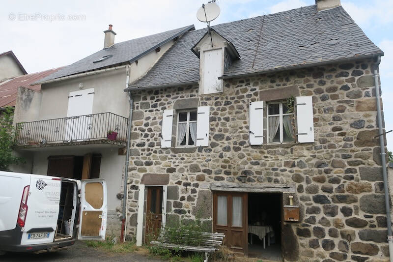 Maison à SAINT-SATURNIN