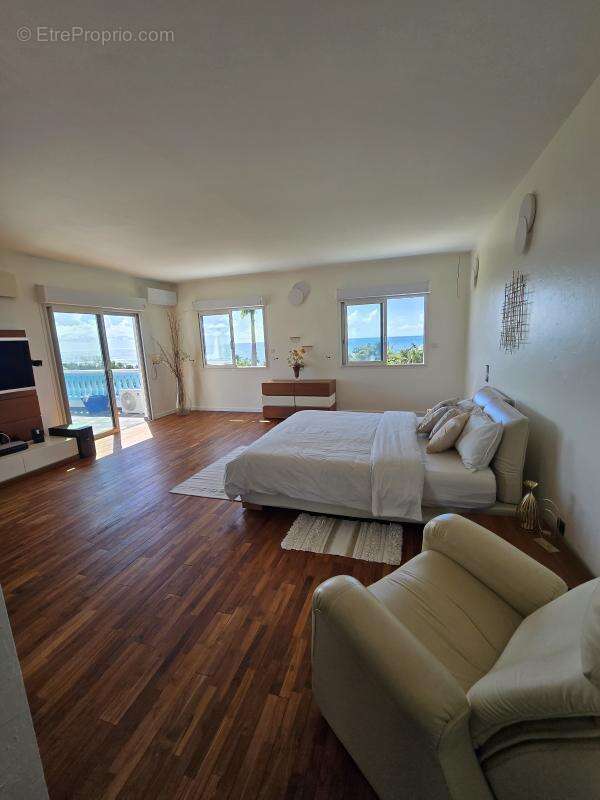 Maison à SAINT-BENOIT