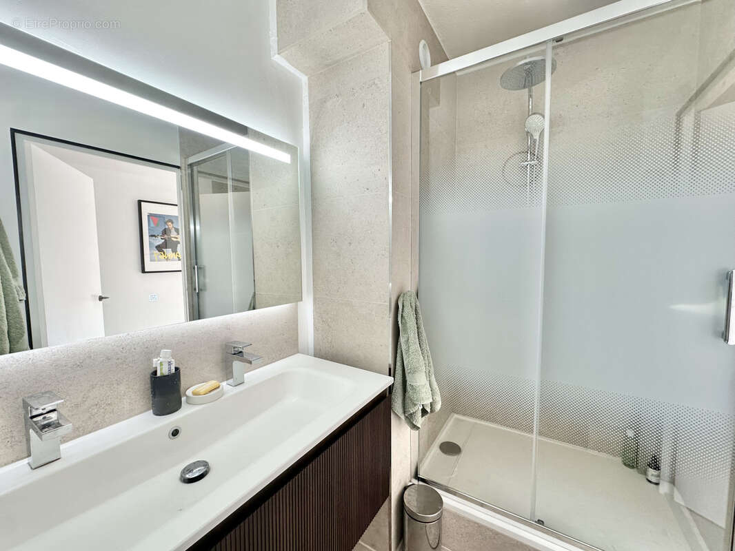 Appartement à PLAN-DE-CUQUES