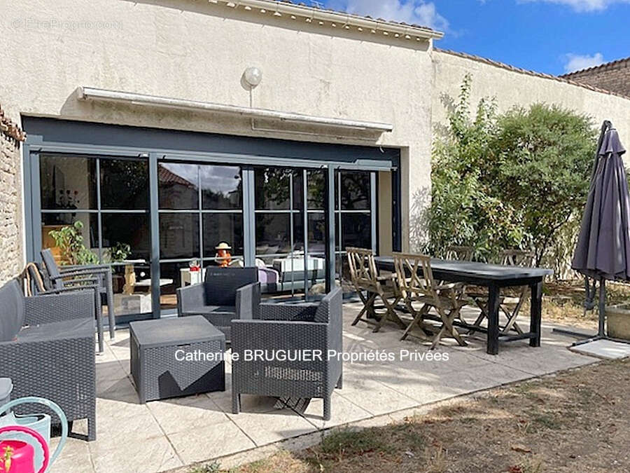 Maison à SAINT-SAUVEUR-D&#039;AUNIS