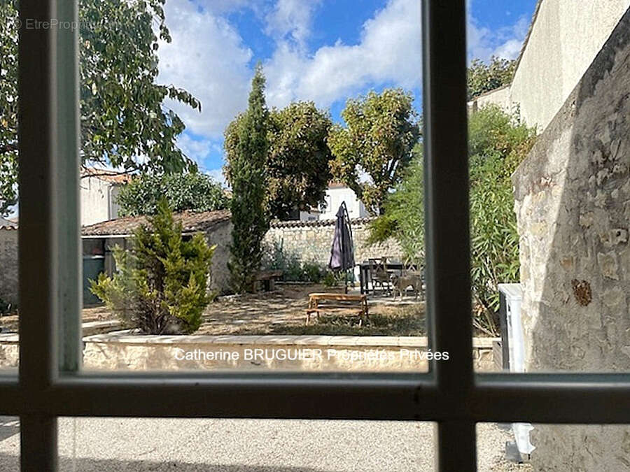 Maison à SAINT-SAUVEUR-D&#039;AUNIS