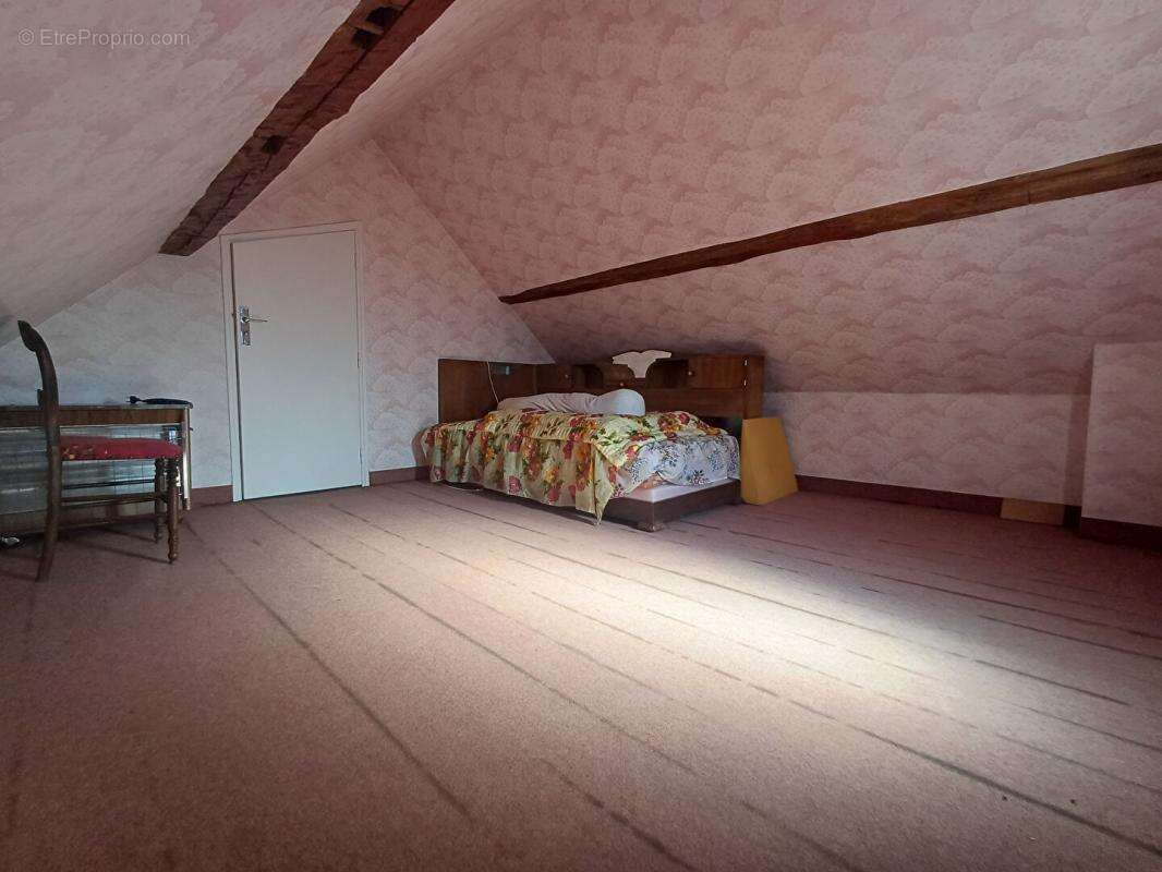 Maison à LA CHAUSSEE-SUR-MARNE