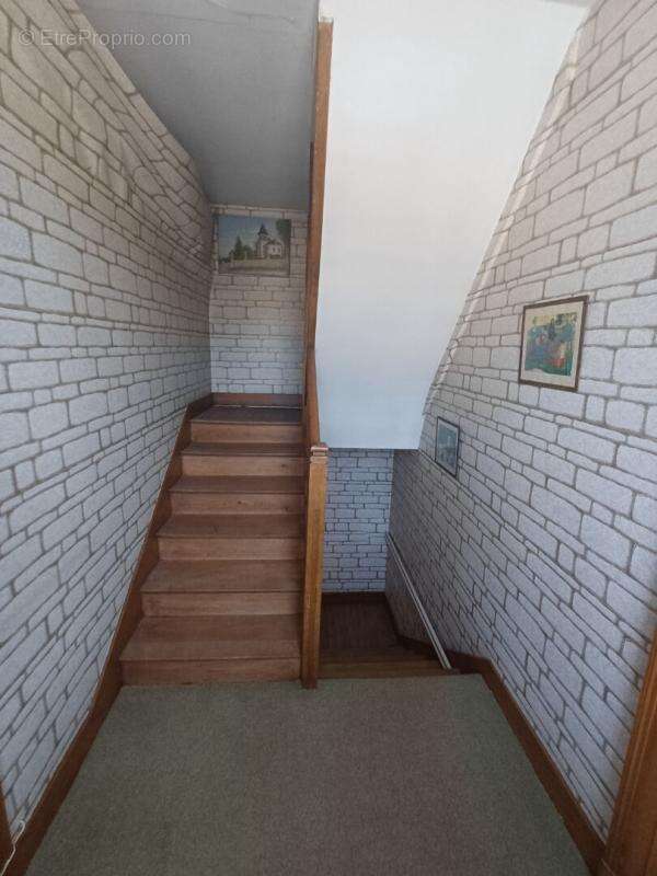 Maison à LA CHAUSSEE-SUR-MARNE