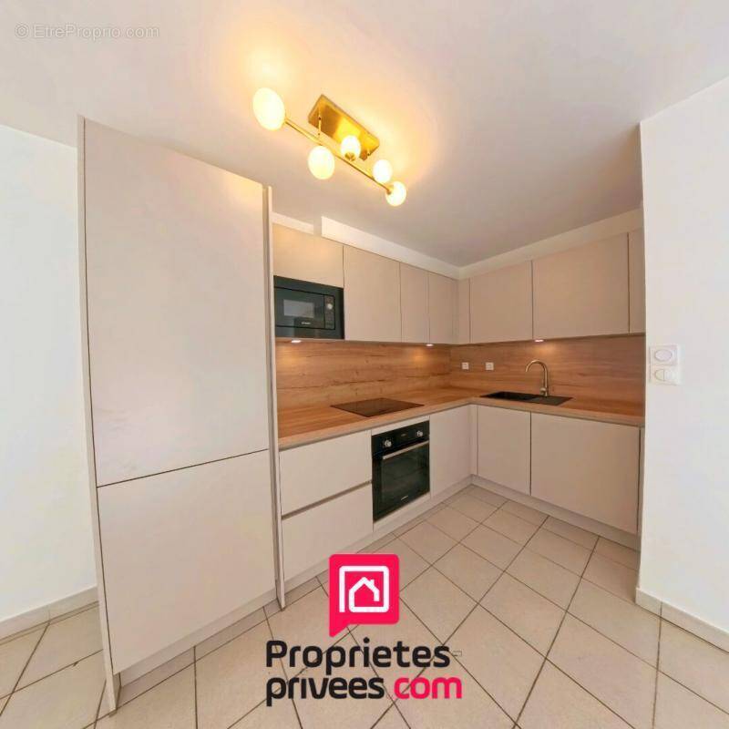 Appartement à TASSIN-LA-DEMI-LUNE