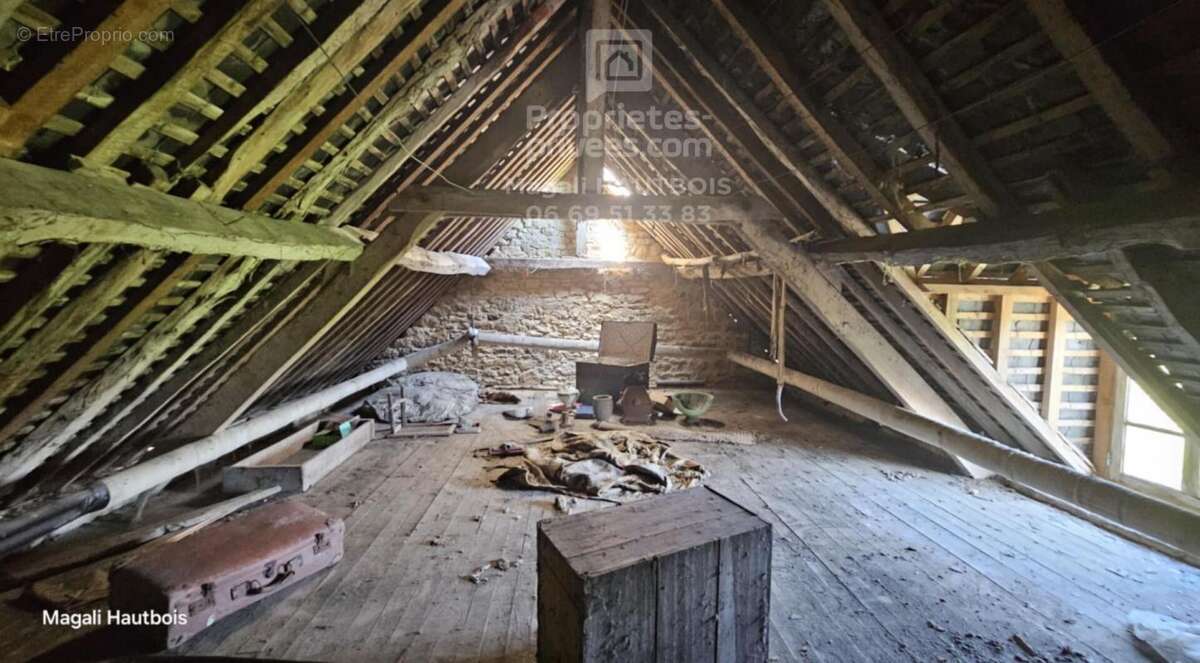 Maison à LE VAL-SAINT-PERE