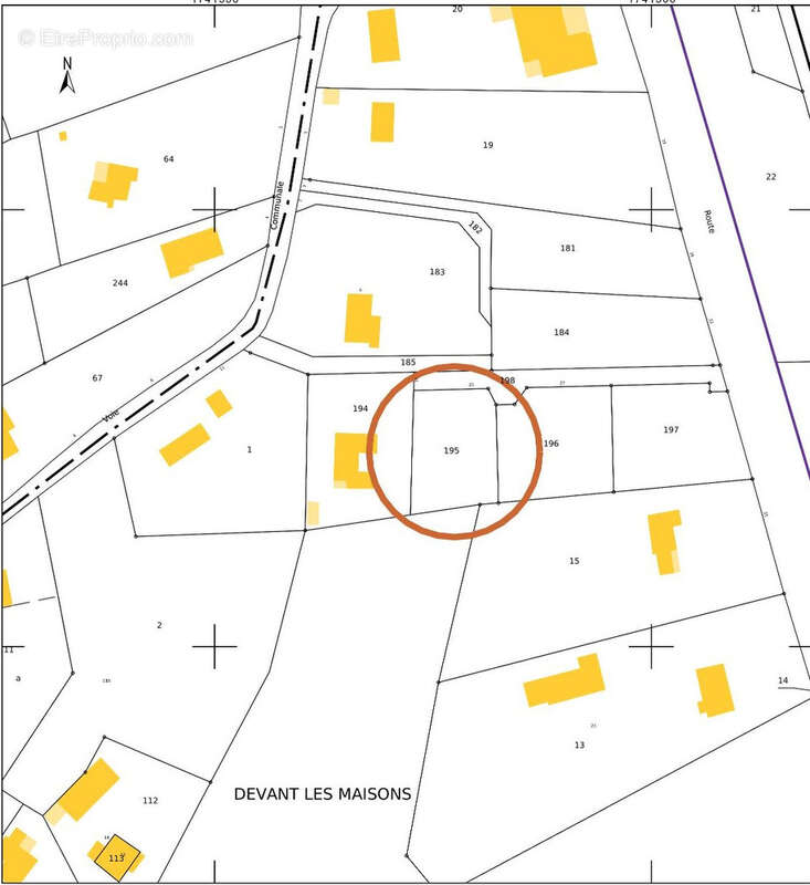 Terrain à COURPIERE